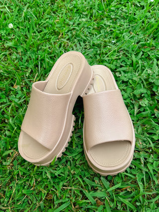 The Stella Slide in Nude